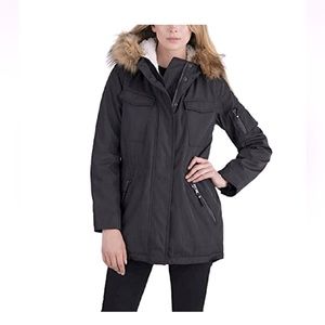 Winter coat Black with Faux Far hood